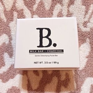 Beekman 1802 Milk Bar + Charcoal  3.5 oz Gentle Detoxifying Facial Bar New